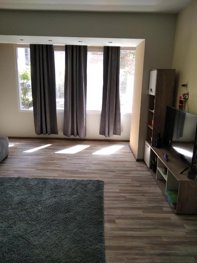 Appartement Тихото Място à Burgas Extérieur photo