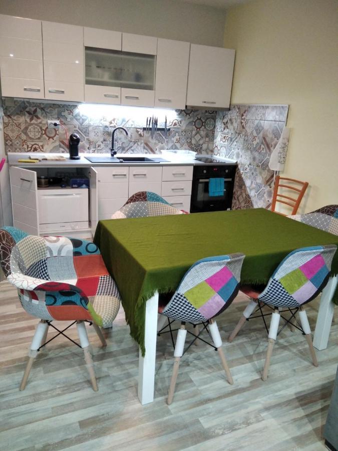 Appartement Тихото Място à Burgas Extérieur photo